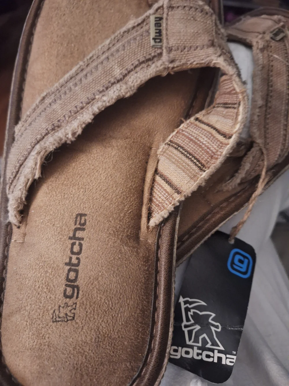 NWT Gotcha Men's Tan Sandals - Casual Comfort